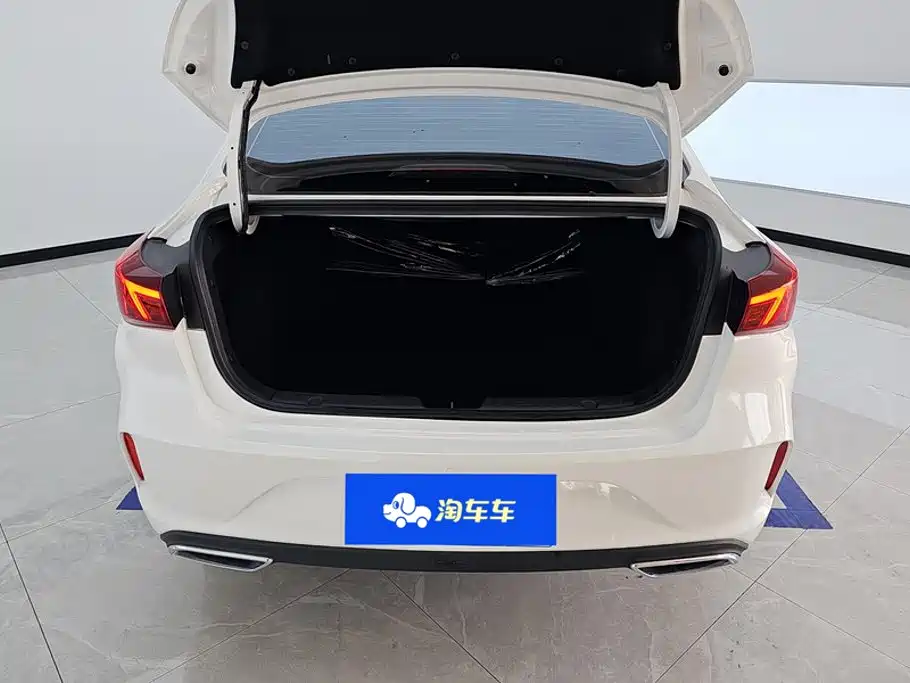Changan Eado — фото 4