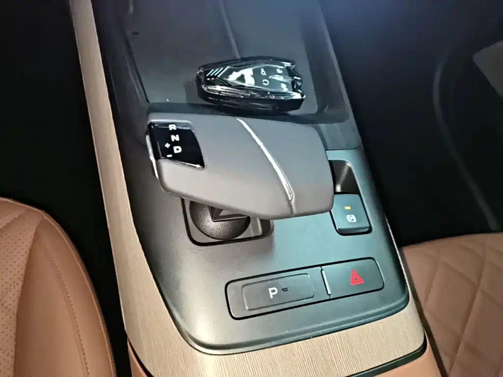 Changan Eado — фото 14