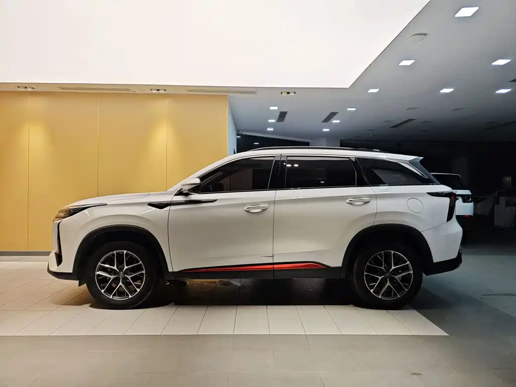 Changan CS75 PLUS — фото 6