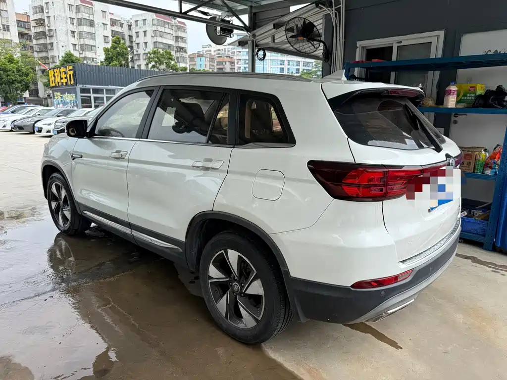 Changan CS75 — фото 2