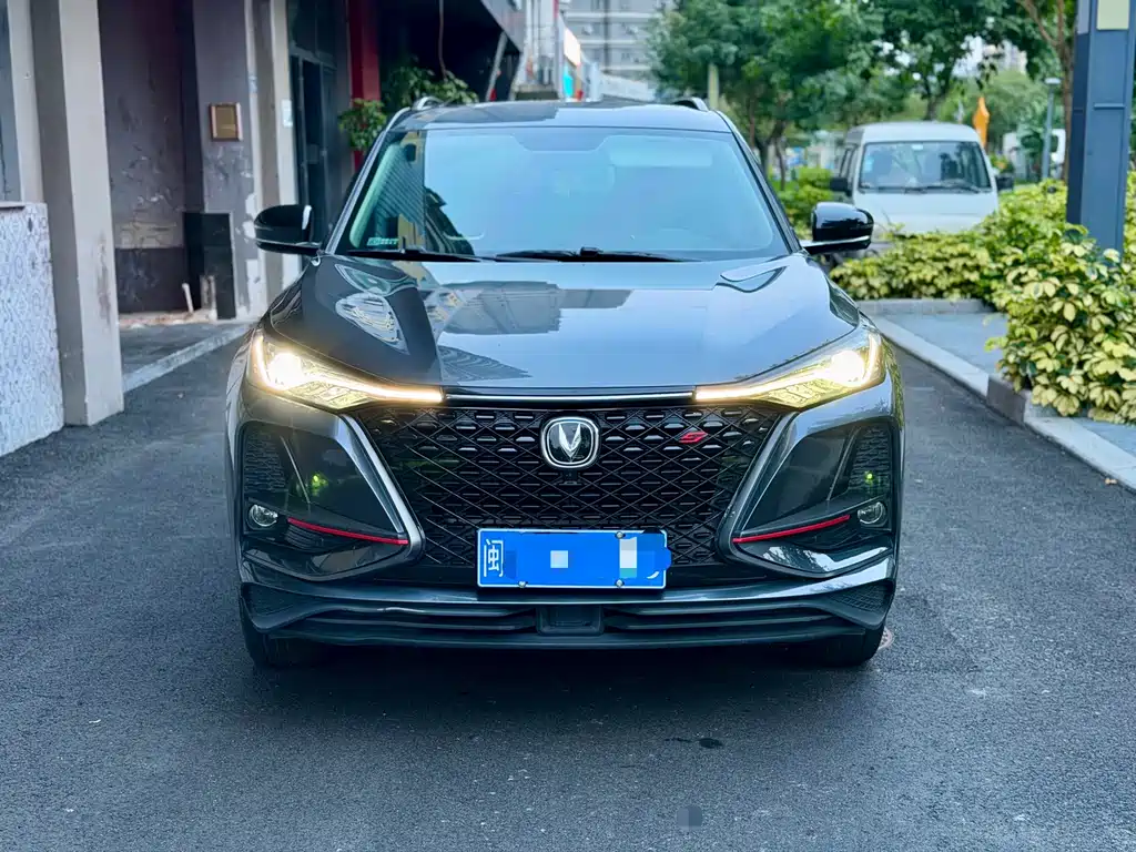 Changan CS75 PLUS — фото 2