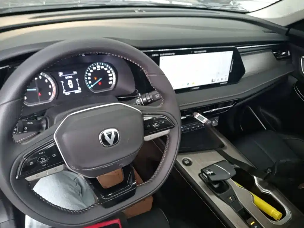 Changan X7 PLUS — фото 10