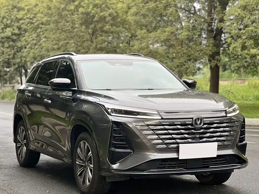 Changan CS75 PLUS — фото 3