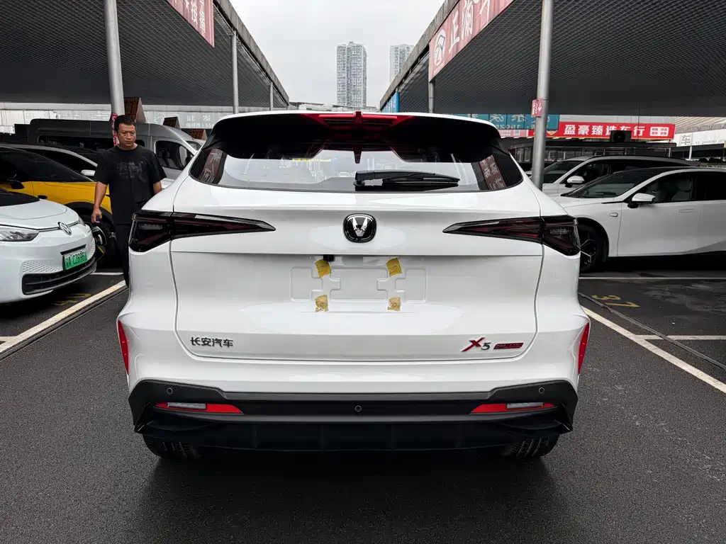 Changan X5 PLUS — фото 14