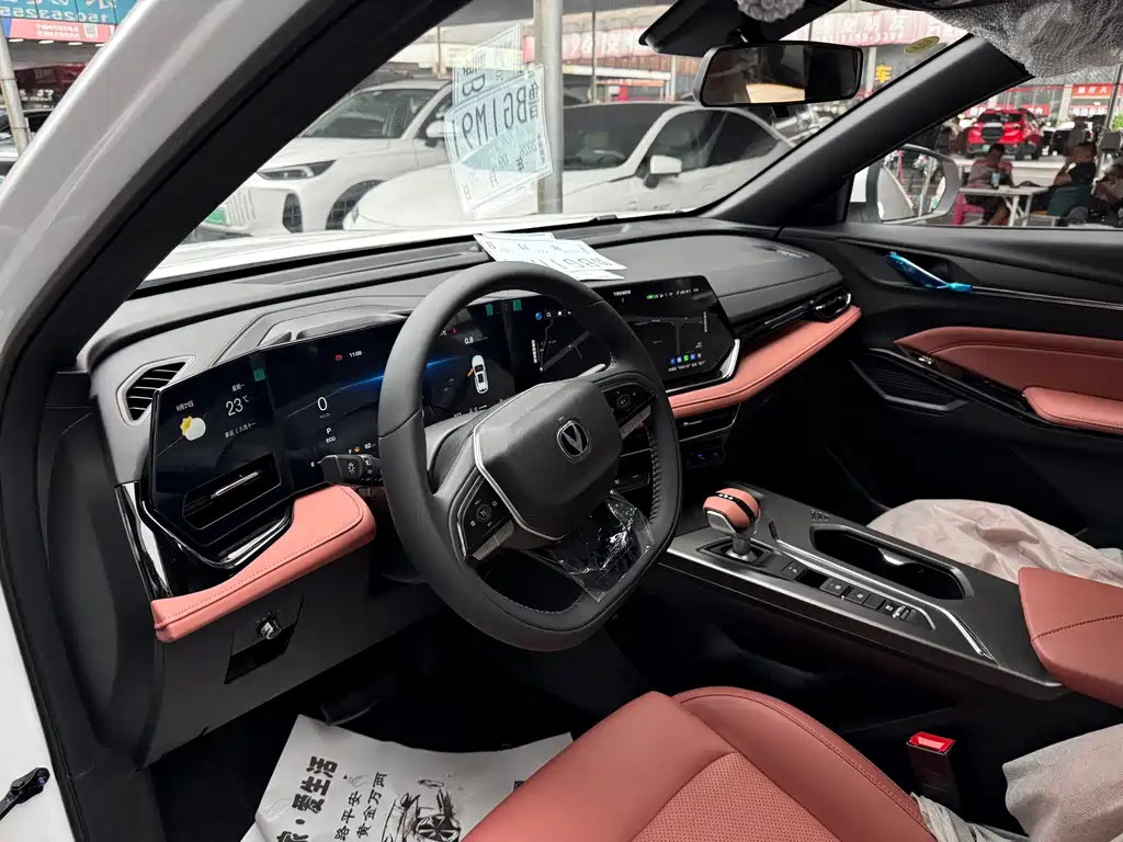 Changan X5 PLUS — фото 4