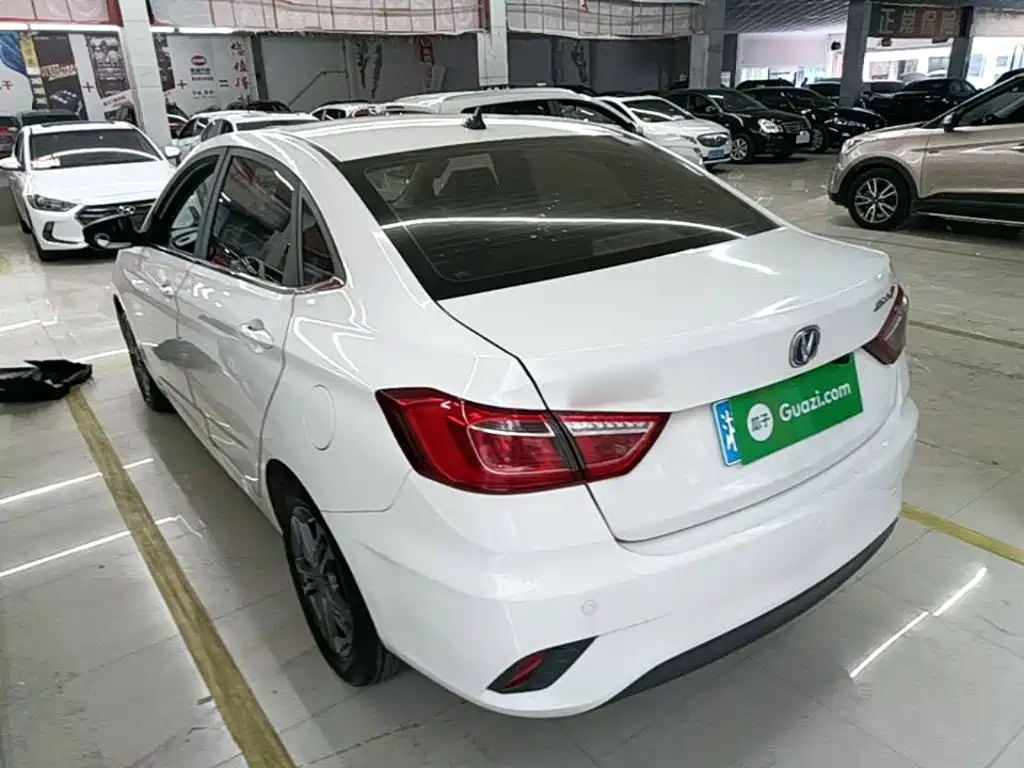 Changan Eado DT — фото 5