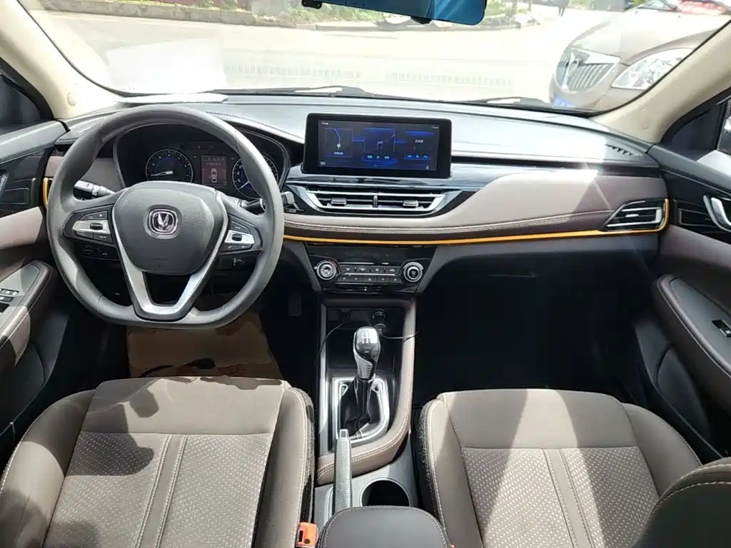 Changan Eado DT — фото 10