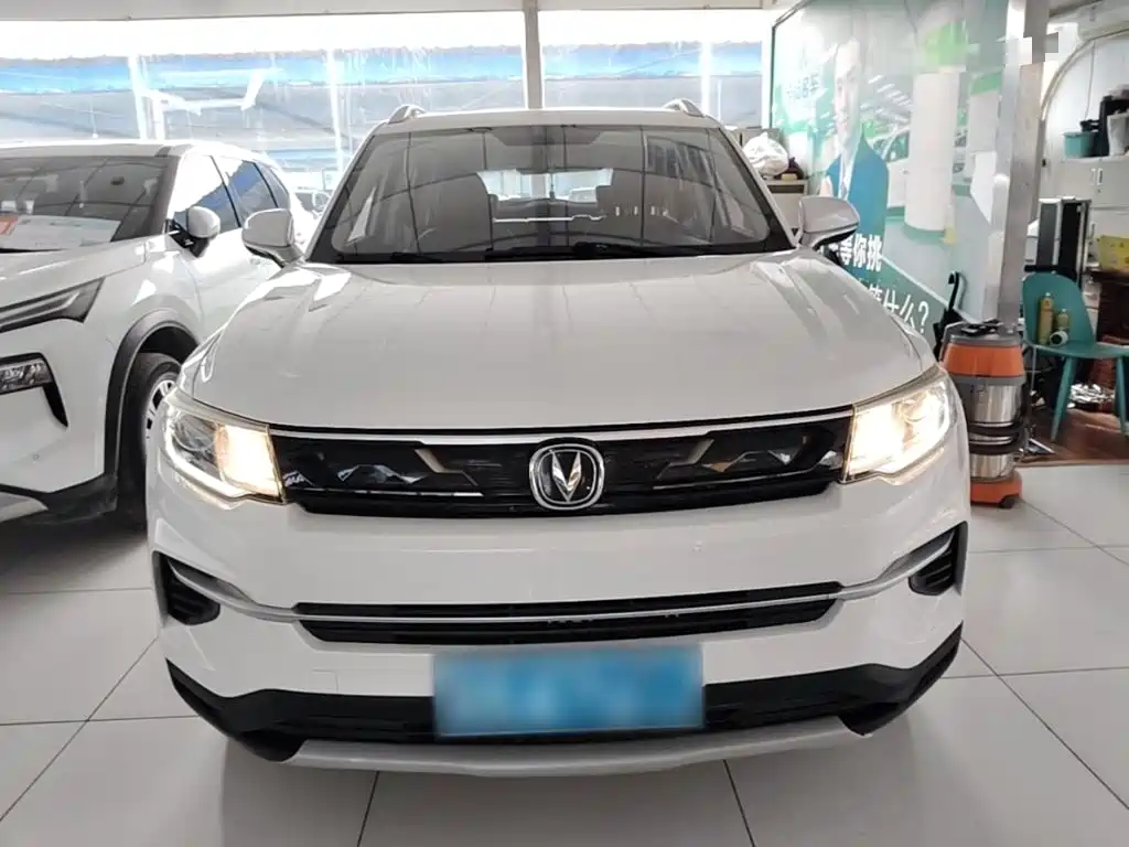 Changan CS35PLUS — фото 3