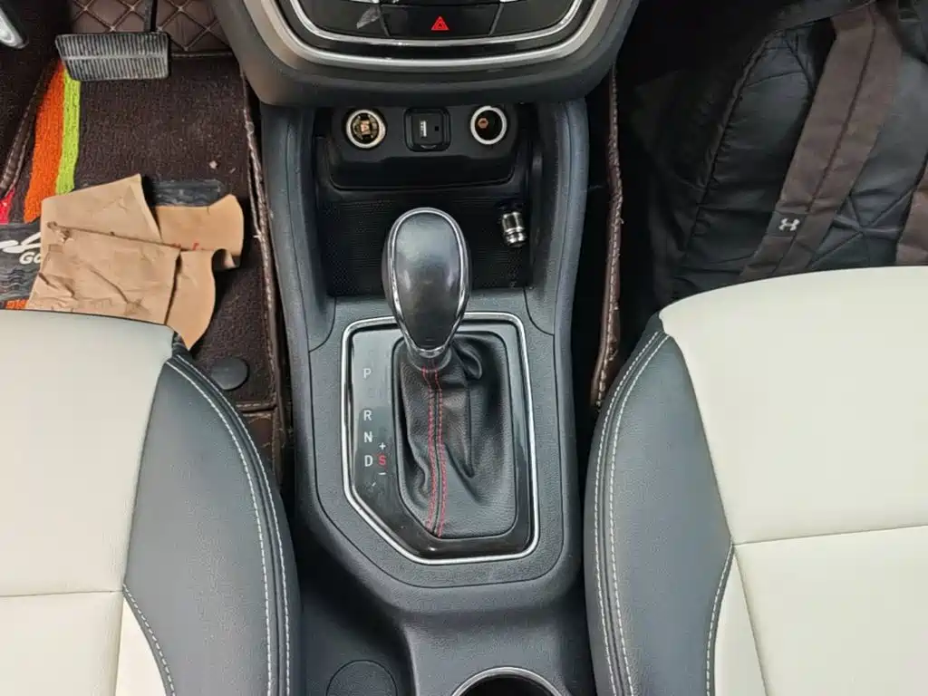 Changan CS35 — фото 10
