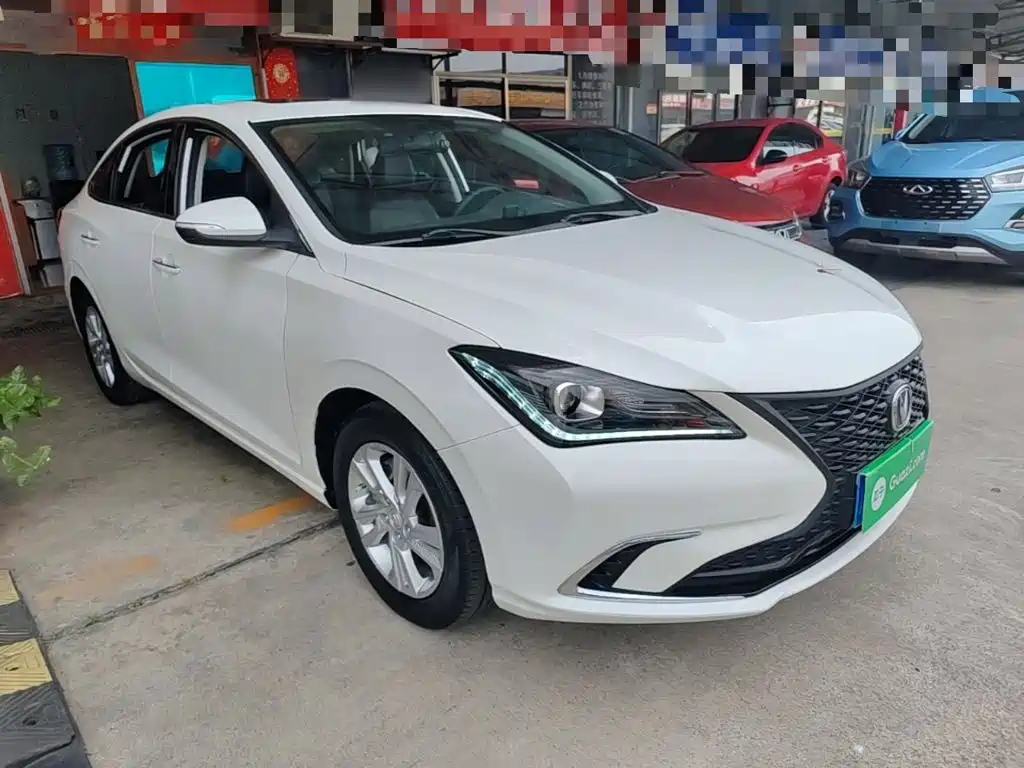 Changan Eado — фото 21