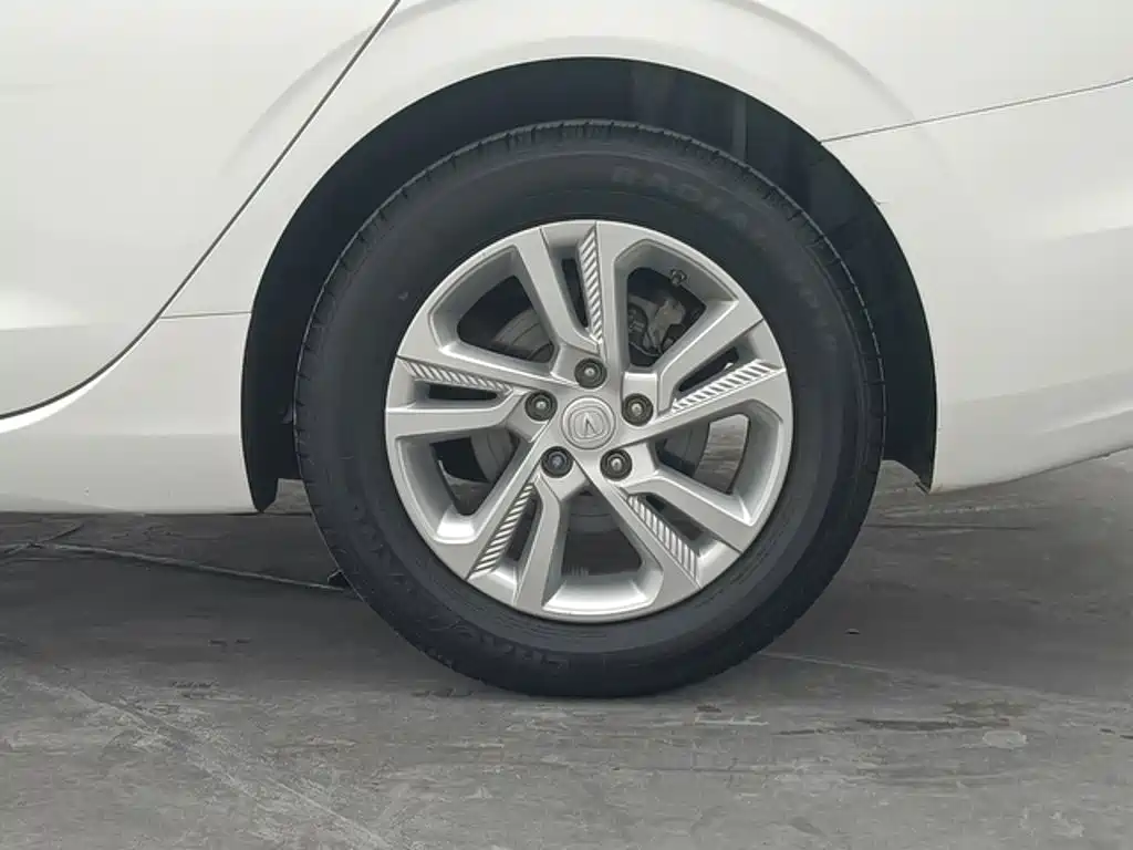 Changan Eado — фото 11