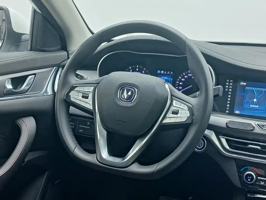 Changan Eado — фото 6