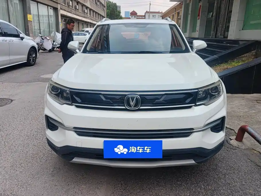 Changan CS35PLUS — фото 2