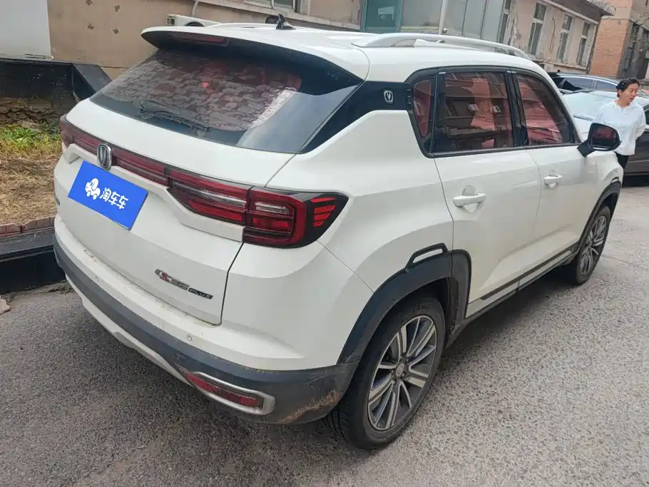 Changan CS35PLUS — фото 3
