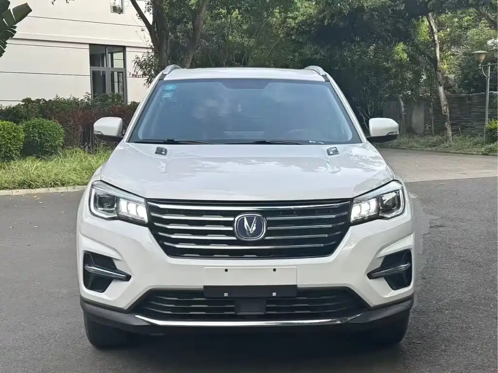 Changan CS75 — фото 2