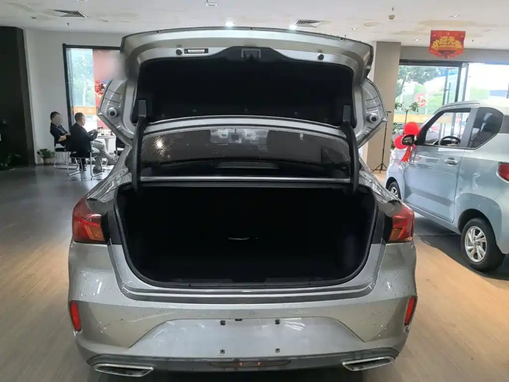 Changan Eado — фото 19