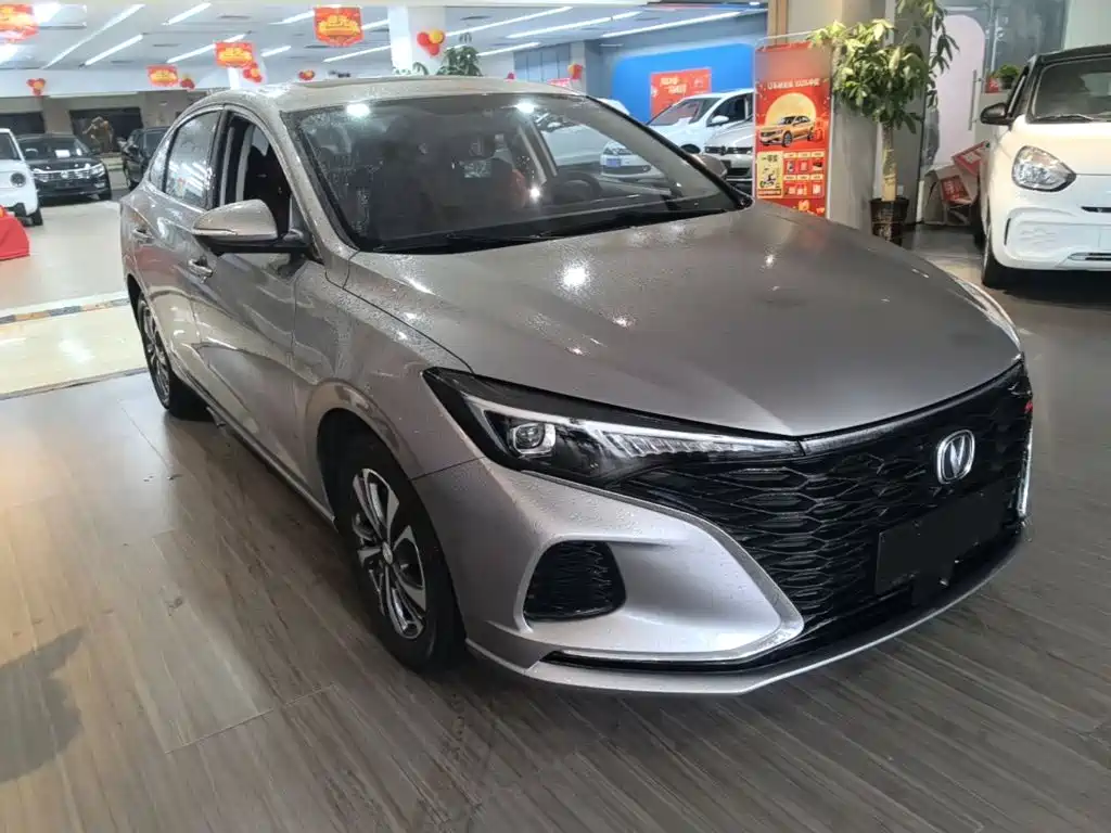 Changan Eado — фото 4