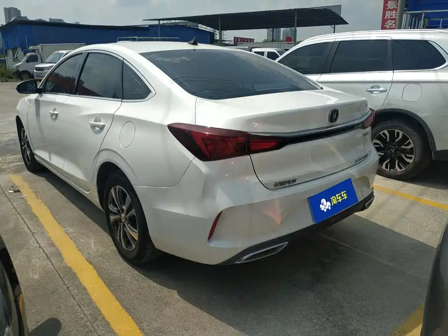 Changan Eado — фото 3