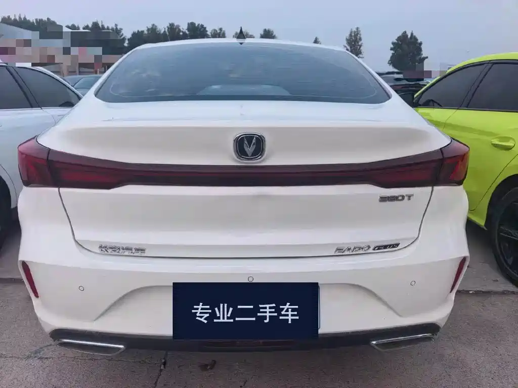 Changan Eado — фото 9