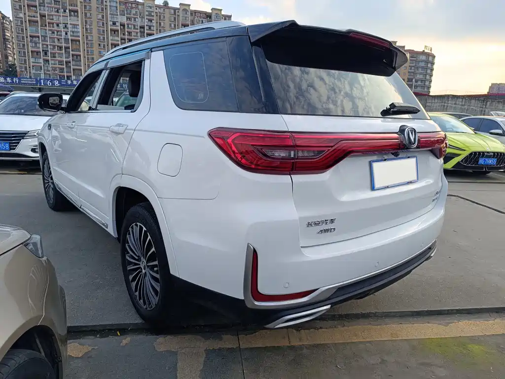 Changan CS95 — фото 21