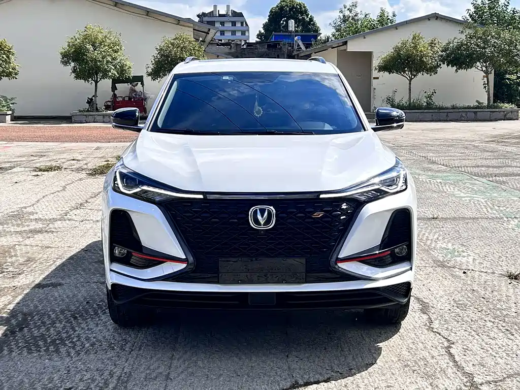 Changan CS75 PLUS — фото 2