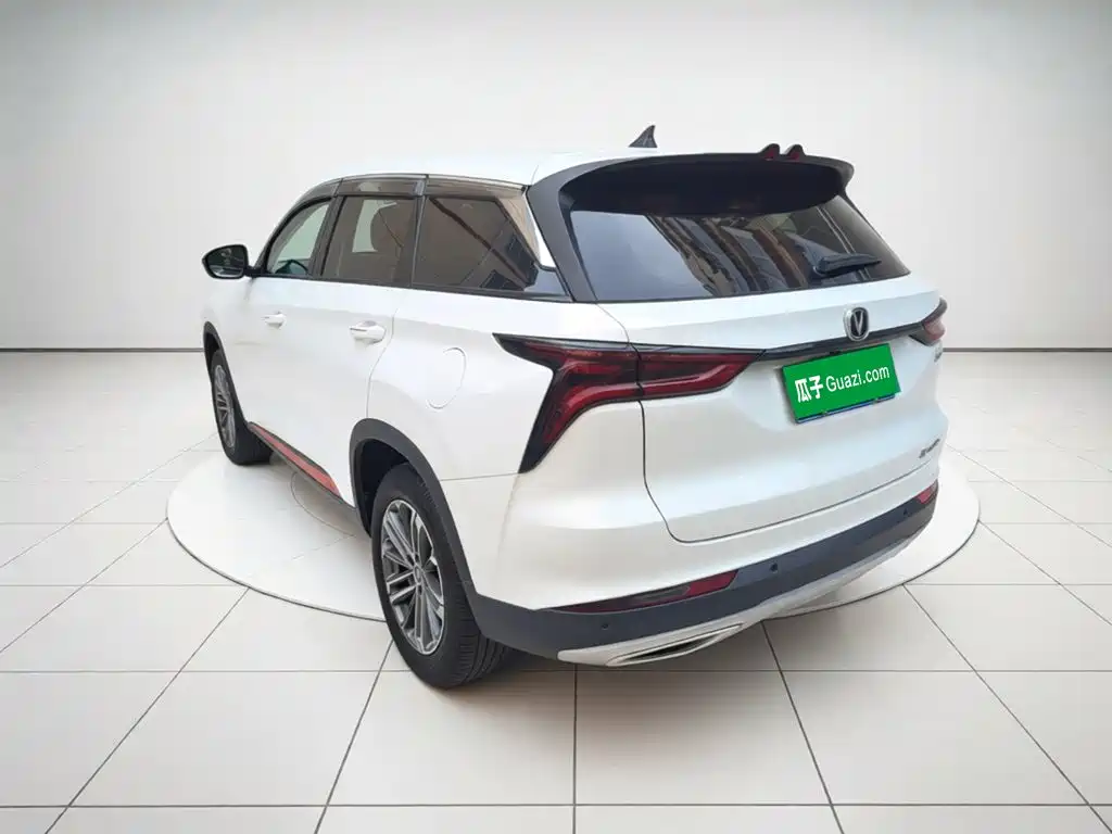 Changan CS75 PLUS — фото 4