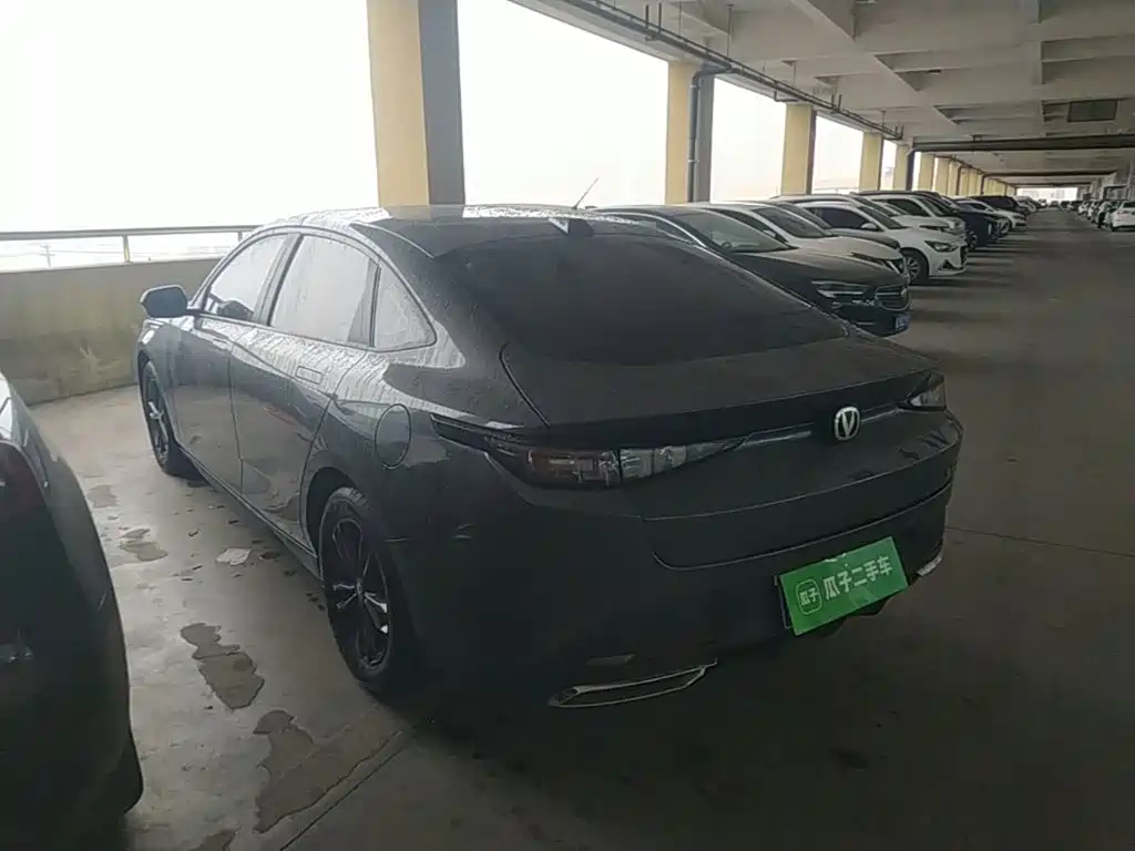 Changan Yida — фото 5