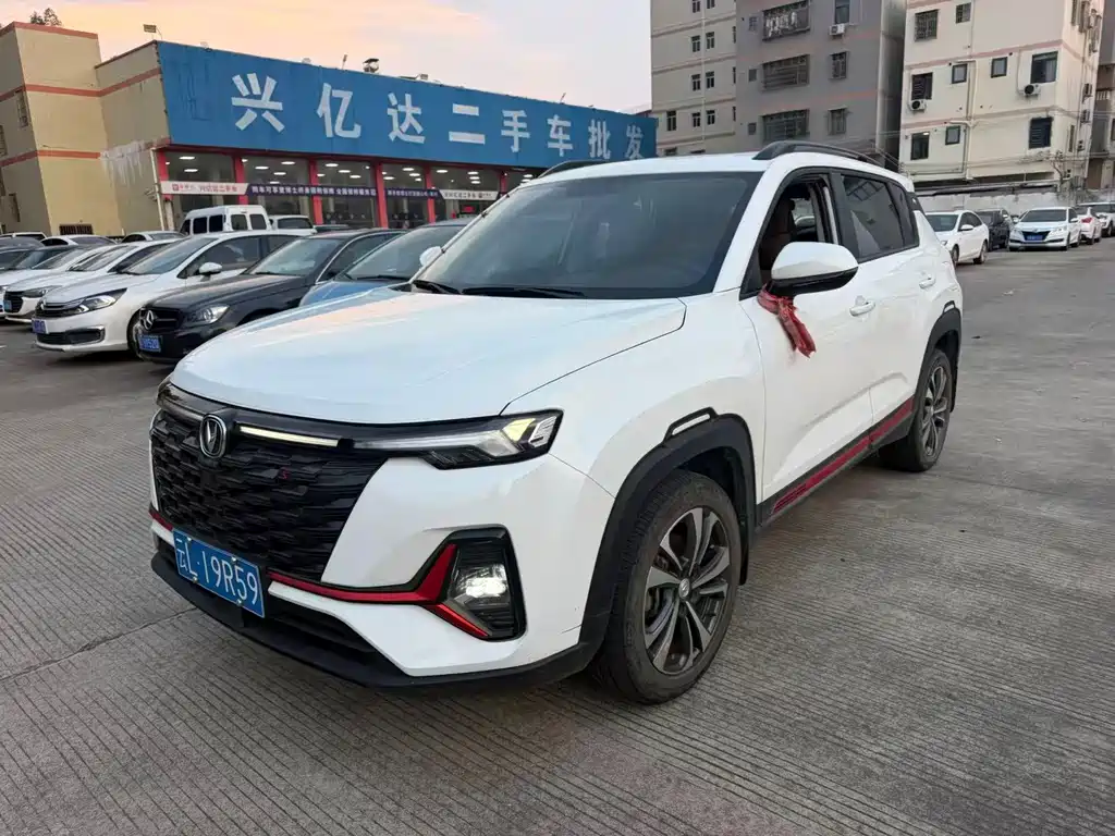 Changan CS35PLUS — фото 2