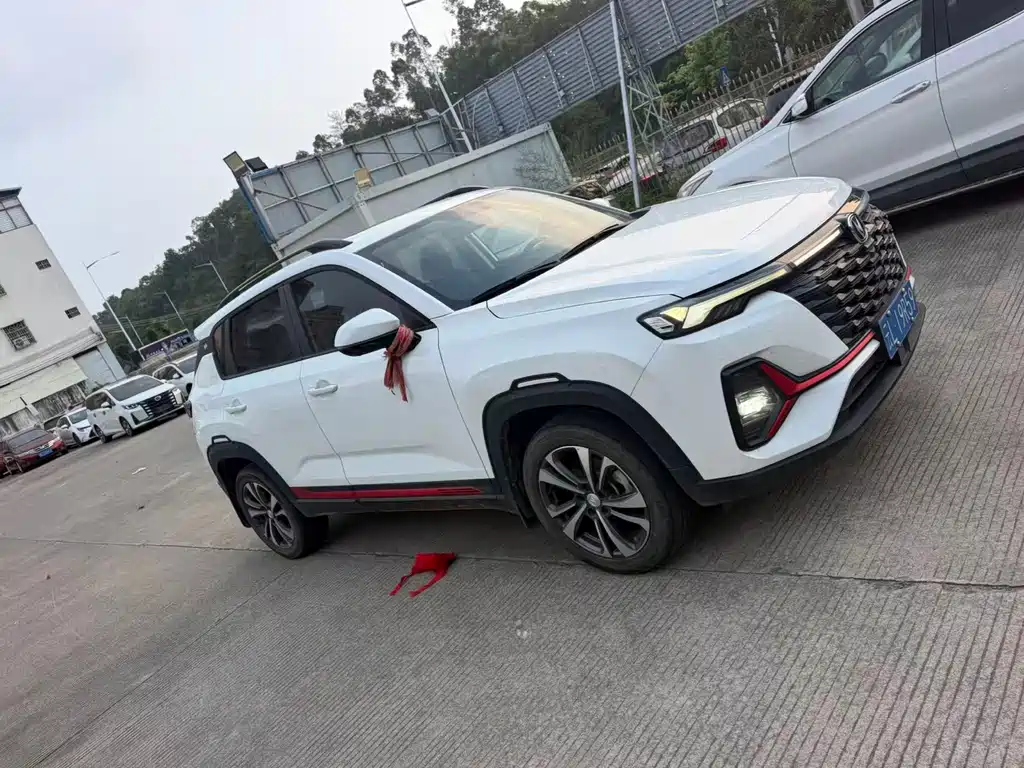 Changan CS35PLUS — фото 9