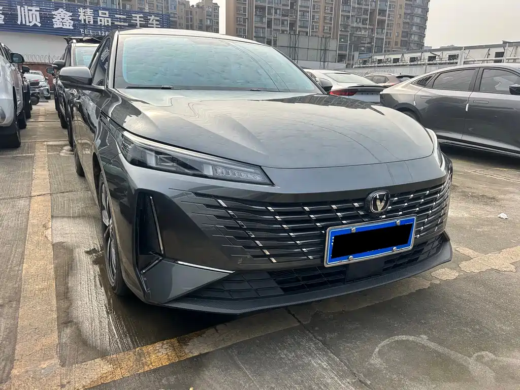 Changan Eado — фото 3
