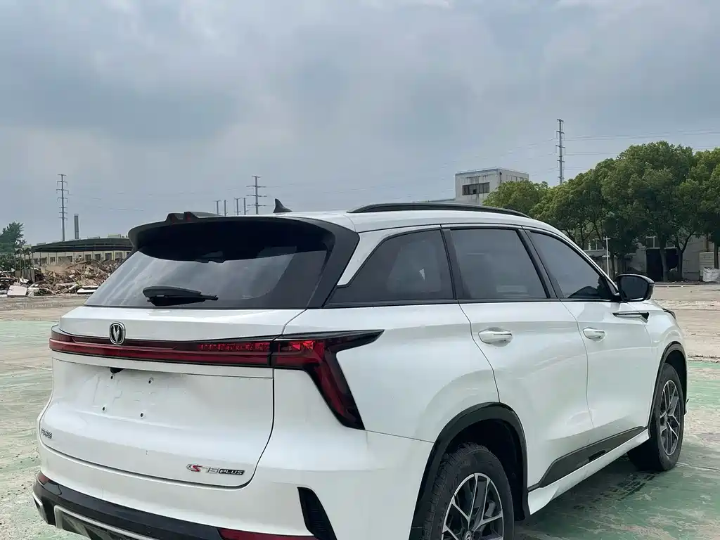 Changan CS75 PLUS — фото 8