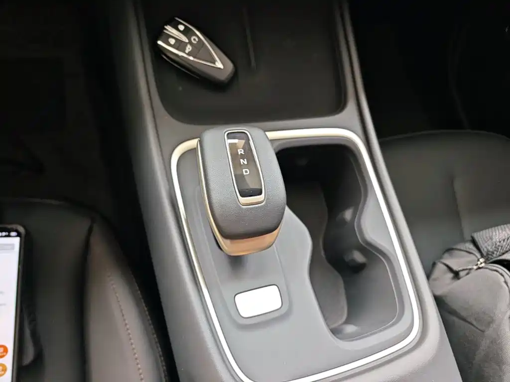 Changan Eado — фото 14
