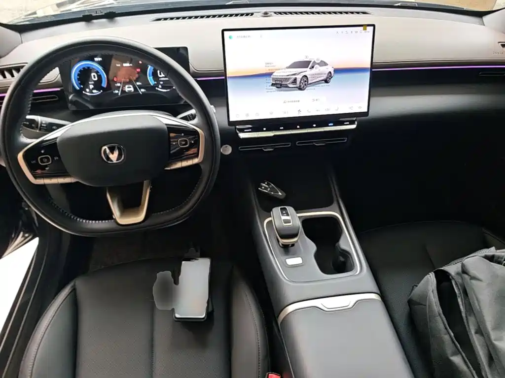 Changan Eado — фото 10