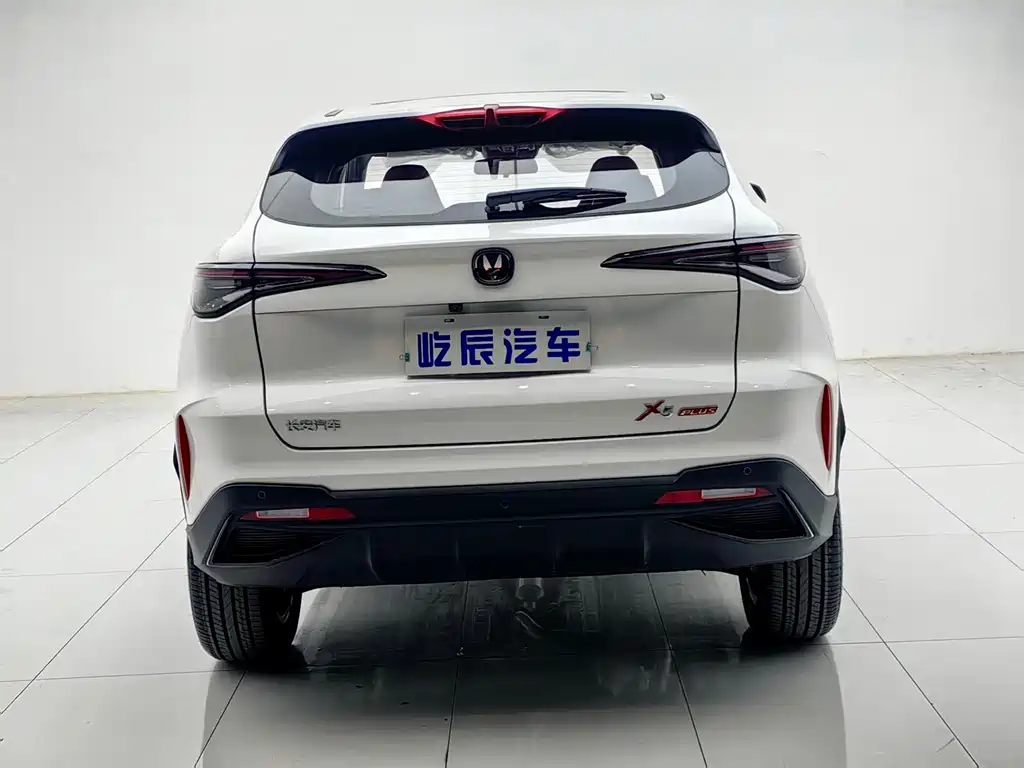 Changan X5 PLUS — фото 5