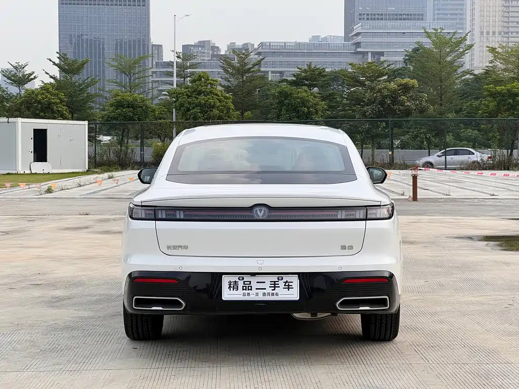 Changan Eado — фото 5