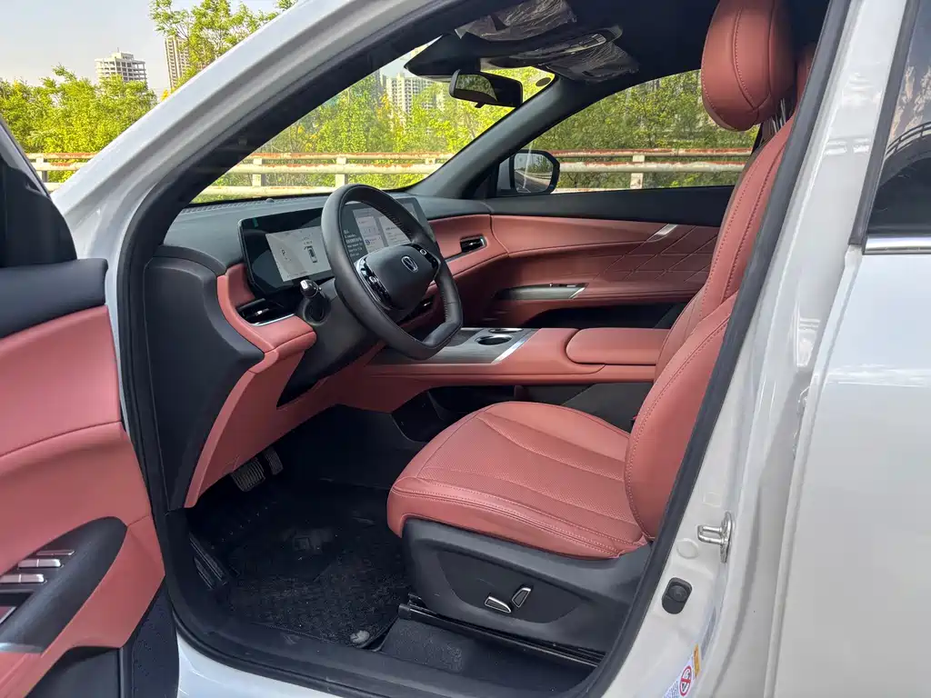 Changan CS75 PLUS — фото 4
