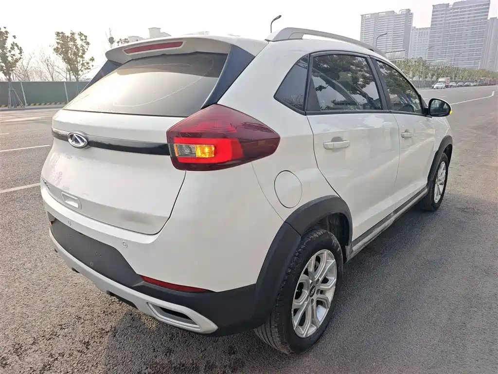 Chery Tiggo 3x — фото 5