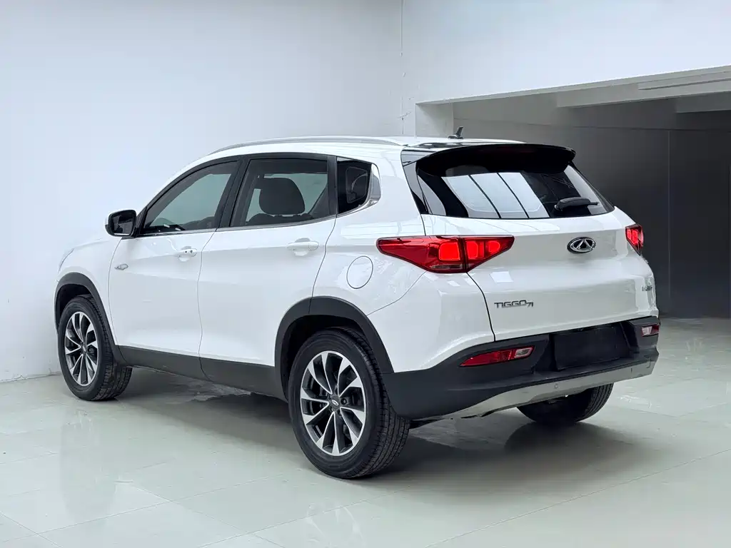 Chery Tiggo 7 — фото 14