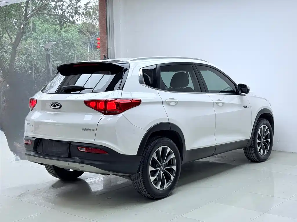Chery Tiggo 7 — фото 15