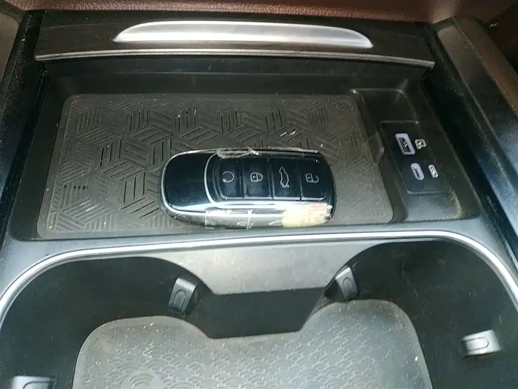 Chery Tiggo 8 PRO — фото 17