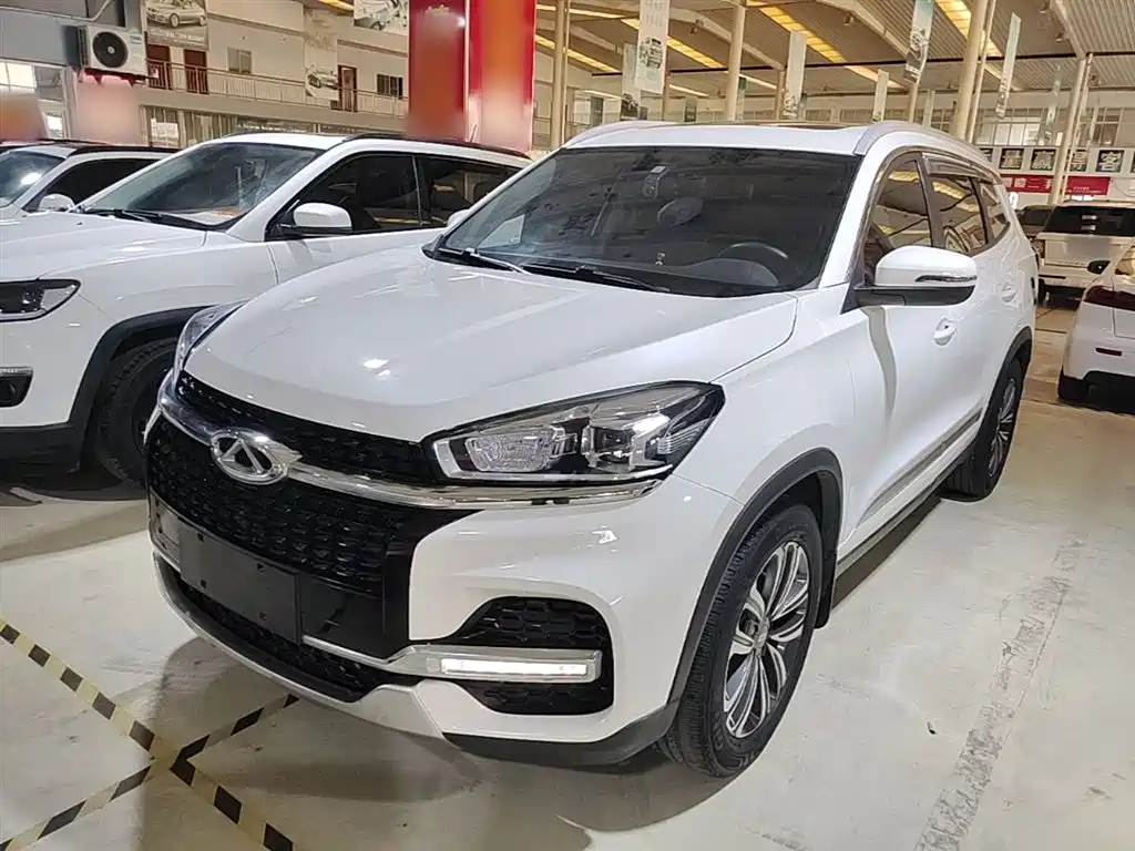 Chery Tiggo 8 — фото 2