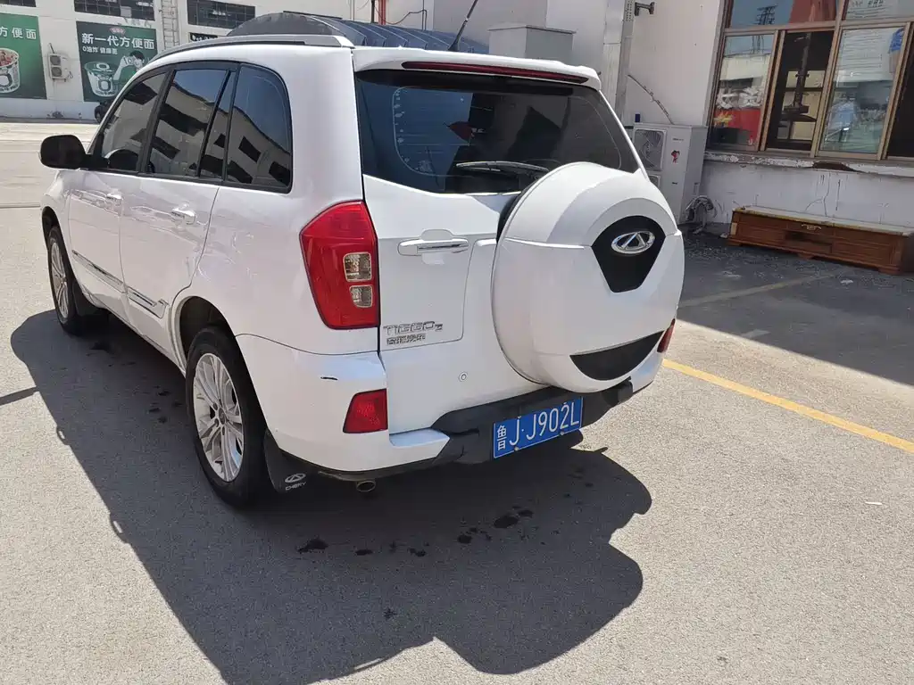 Chery Tiggo 3 — фото 9