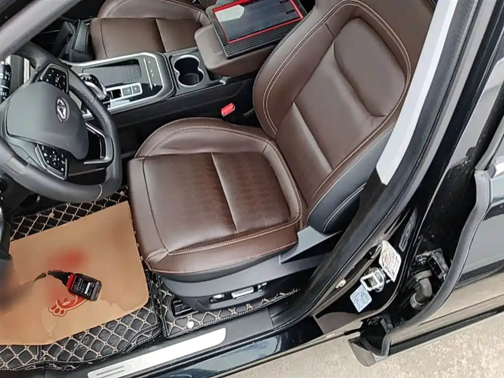 Chery Tiggo 8 — фото 15
