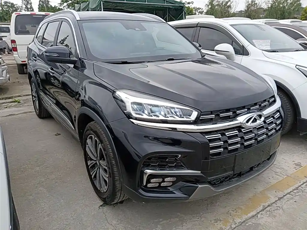 Chery Tiggo 8 — фото 4