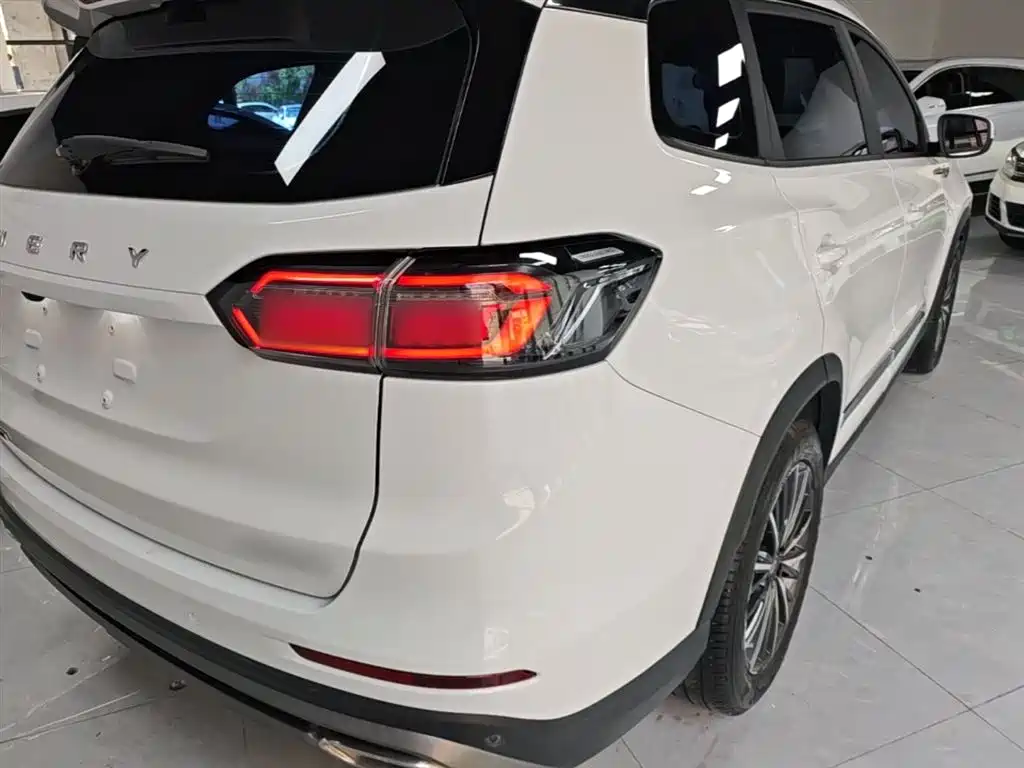 Chery Tiggo 8 PLUS — фото 8