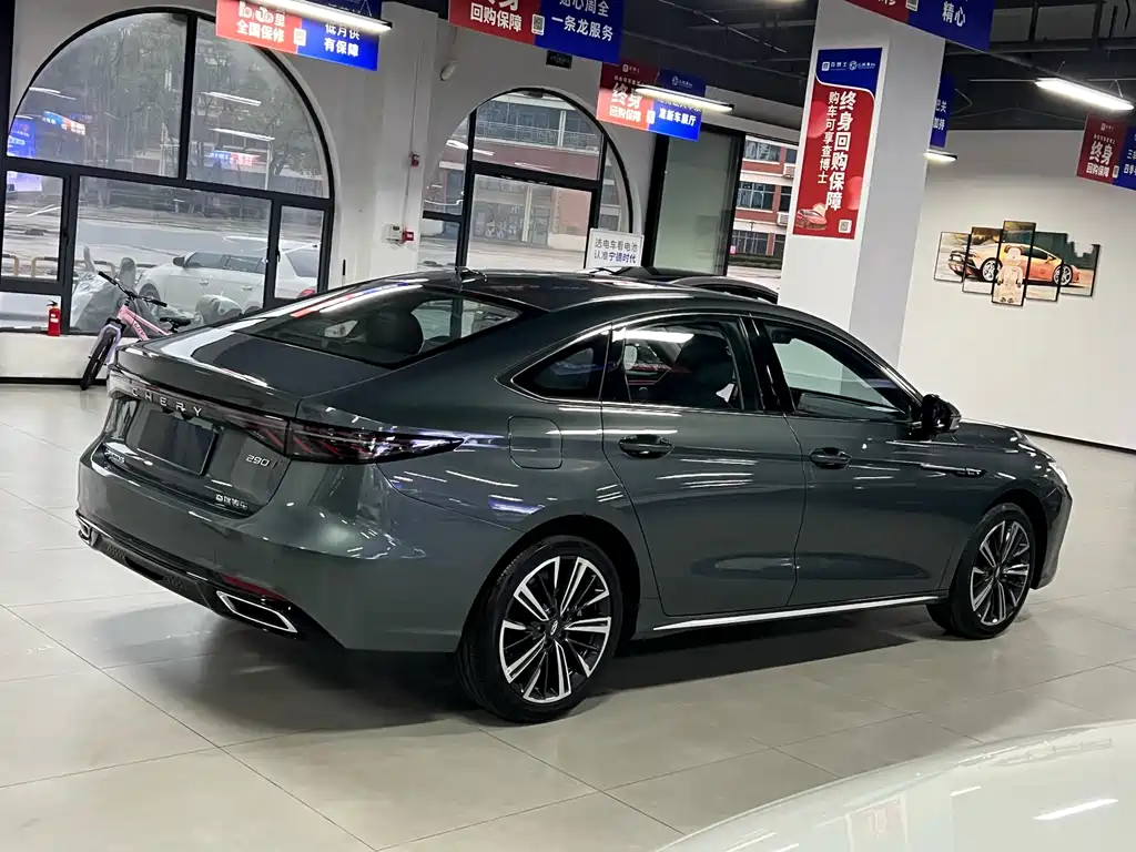 Chery Arrizo 8 PRO — фото 9