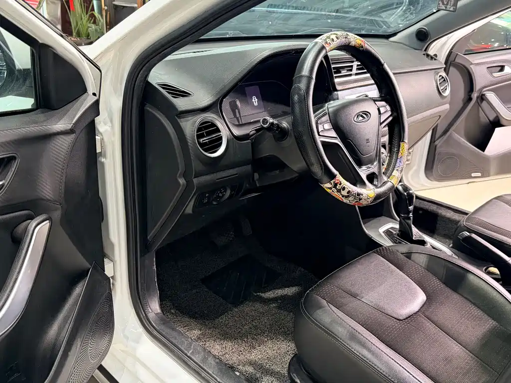 Chery Tiggo 3x — фото 10