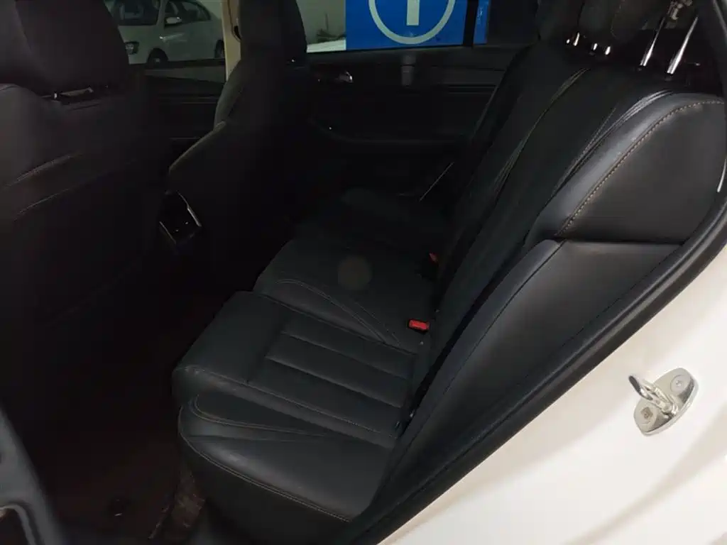 Chery Arrizo 5 PLUS — фото 17