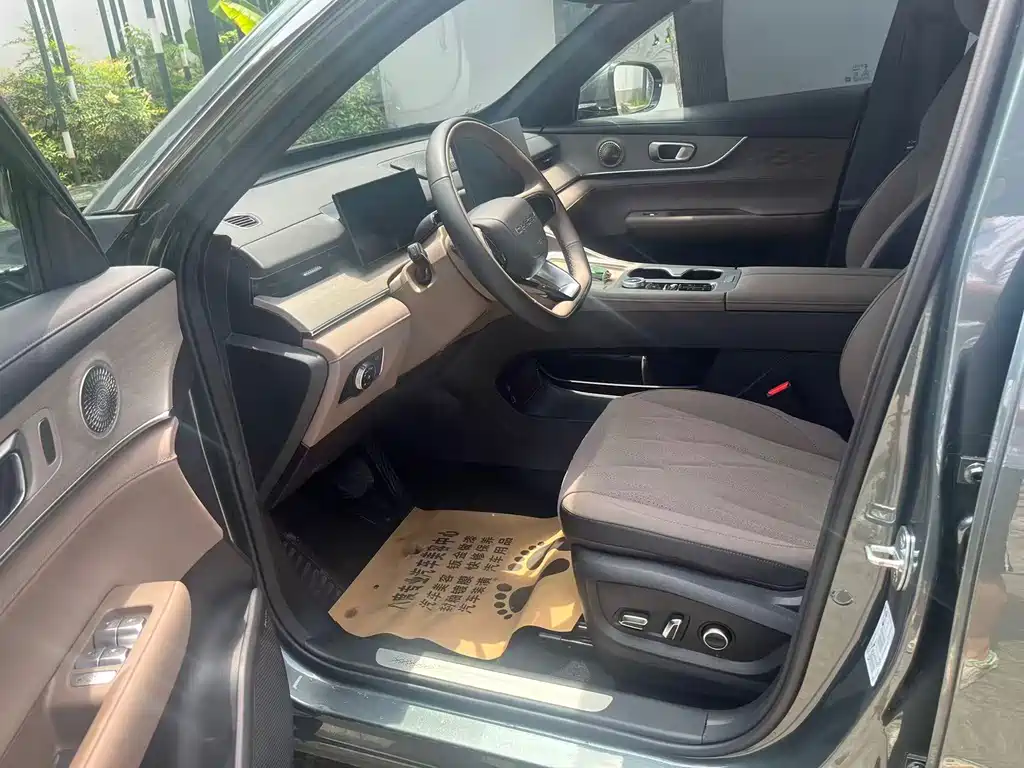 Chery Tiggo 8 PLUS — фото 10