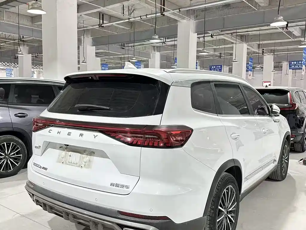 Chery Tiggo 8 — фото 4